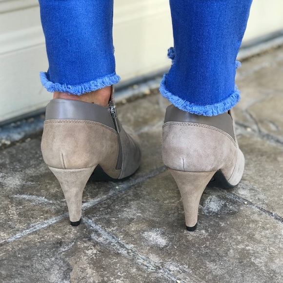 Suede Ruched Kitten Stiletto Heel Ankle Booties - Picture 3 of 4